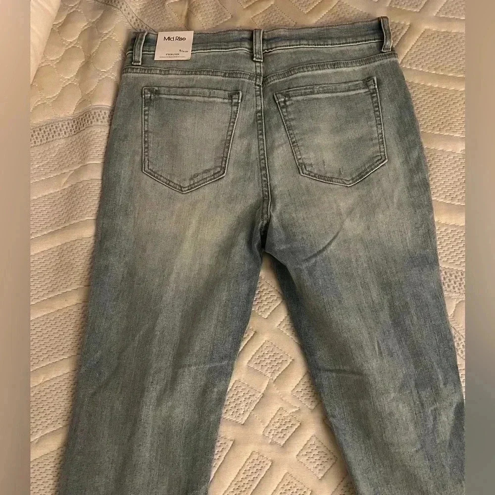 Sneak peak jeans size 9/29 nwt - Picture 4 of 5